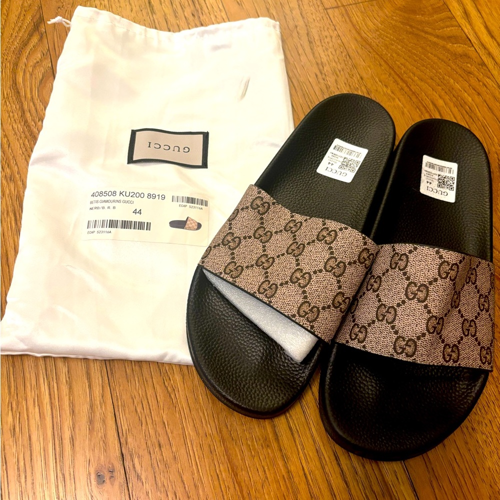 Gucci** slides